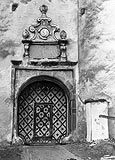 Niedzica - Brama zamku w Niedzicy na zdjciu Kintschera z 1941 roku