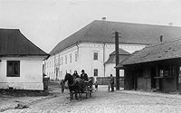 Niepoomice - Zamek w Niepoomicach na fotografii z 1930 roku